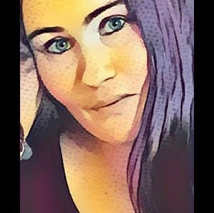 Meet your Posher, Lorraine